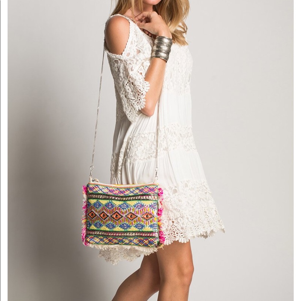 Embroidered tribal "Zo" clutch